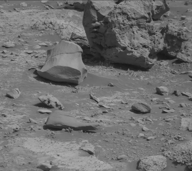 Sol 4267: Mast Camera (Mastcam)