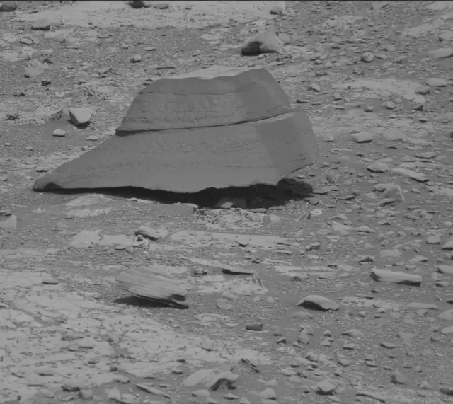 Sol 4269: Mast Camera (Mastcam)