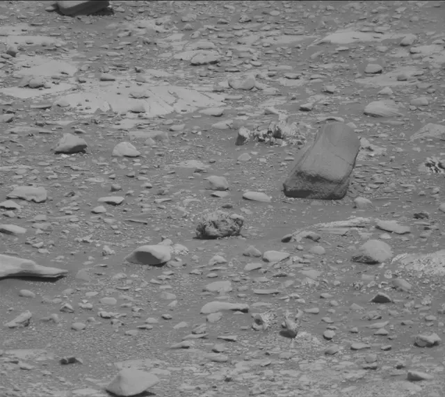 Sol 4269: Mast Camera (Mastcam)
