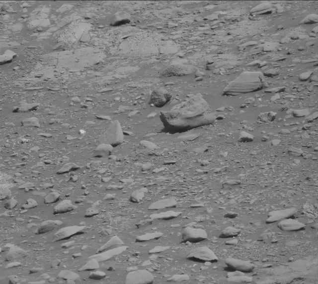 Sol 4269: Mast Camera (Mastcam)