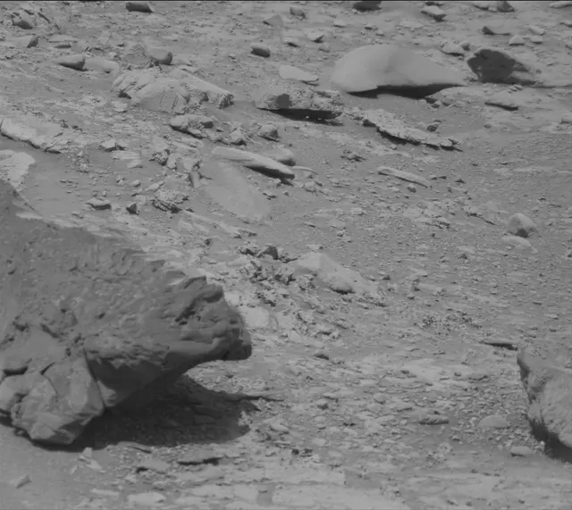 Sol 4269: Mast Camera (Mastcam)