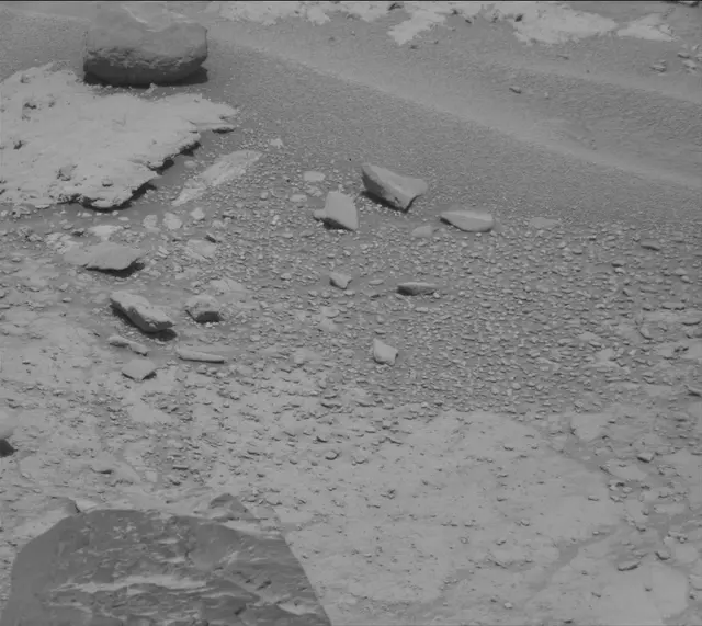 Sol 4269: Mast Camera (Mastcam)