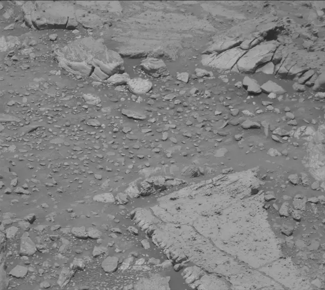 Sol 4269: Mast Camera (Mastcam)