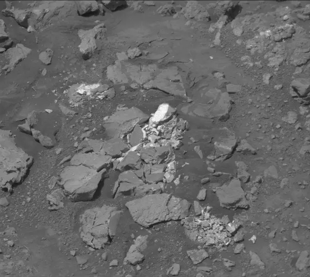 Sol 4270: Mast Camera (Mastcam)