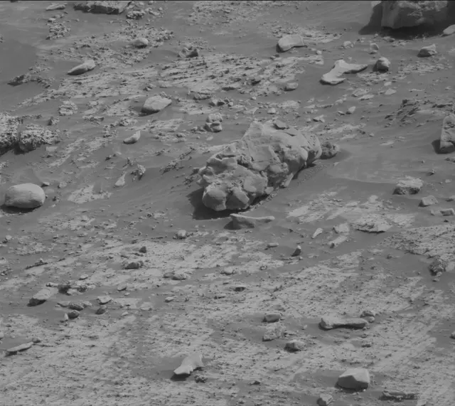 Sol 4271: Mast Camera (Mastcam)