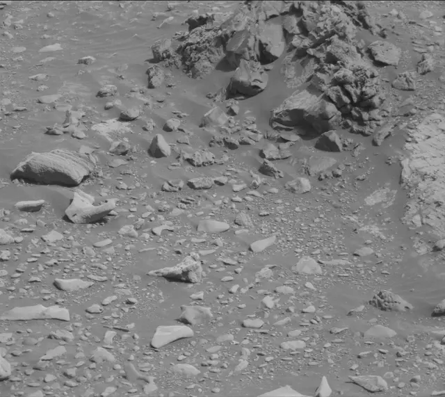 Sol 4271: Mast Camera (Mastcam)