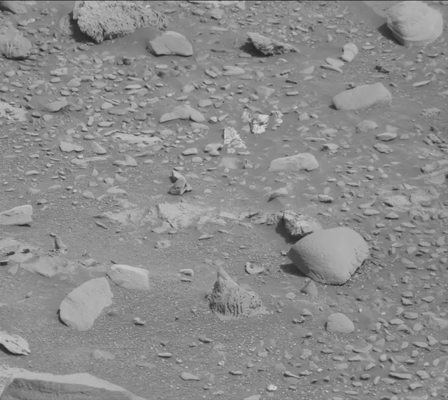 Sol 4271: Mast Camera (Mastcam)