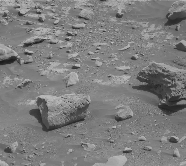 Sol 4271: Mast Camera (Mastcam)