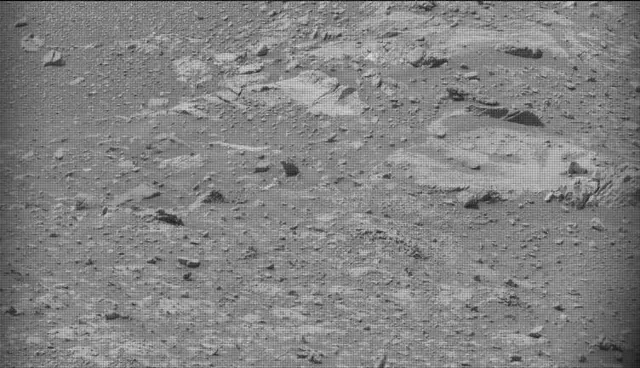 Sol 4273: Mast Camera (Mastcam)
