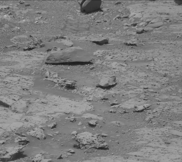 Sol 4273: Mast Camera (Mastcam)