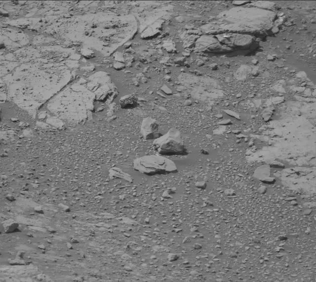 Sol 4273: Mast Camera (Mastcam)