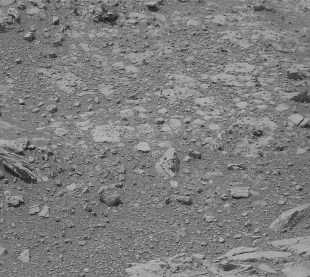 Sol 4273: Mast Camera (Mastcam)