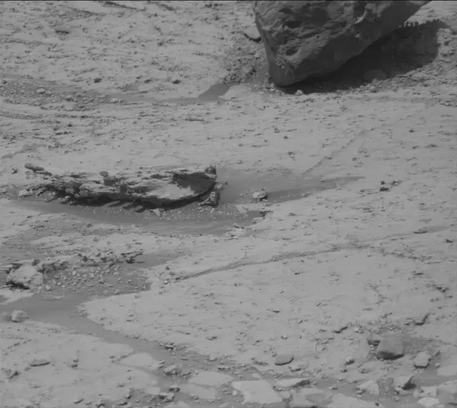 Sol 4273: Mast Camera (Mastcam)