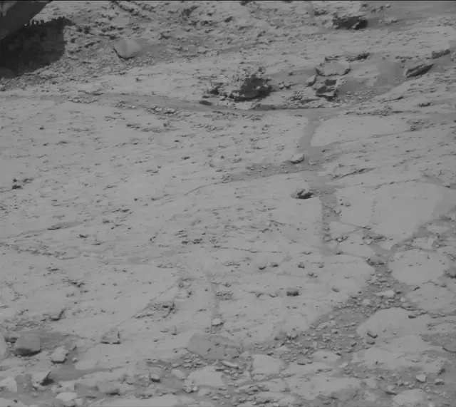 Sol 4273: Mast Camera (Mastcam)