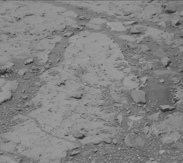 Sol 4273: Mast Camera (Mastcam)