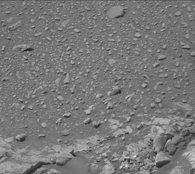 Sol 4273: Mast Camera (Mastcam)