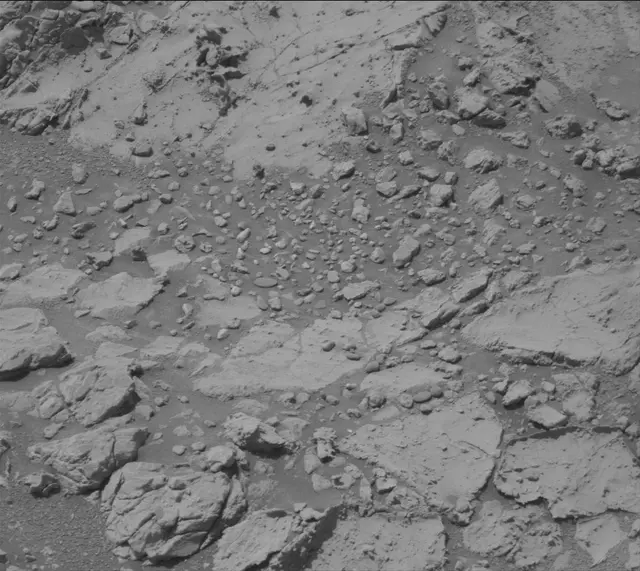 Sol 4273: Mast Camera (Mastcam)