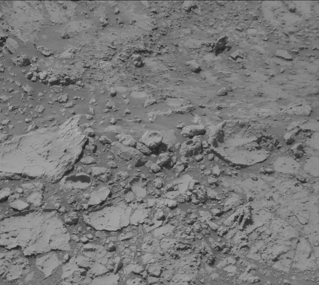 Sol 4273: Mast Camera (Mastcam)