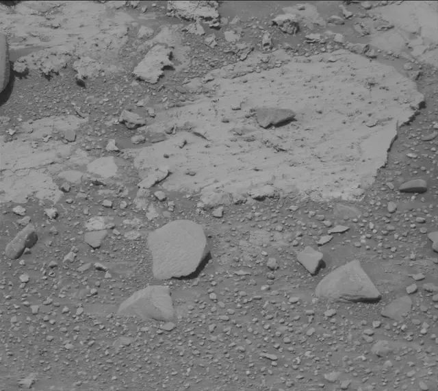 Sol 4273: Mast Camera (Mastcam)