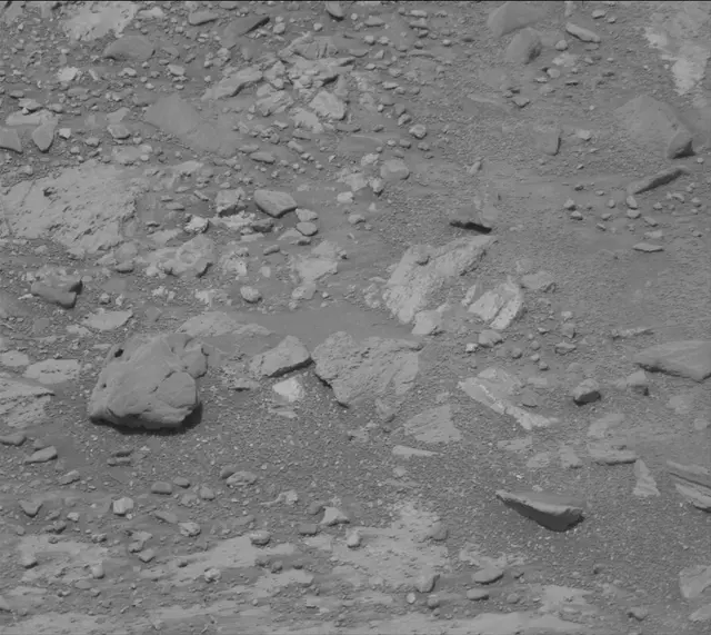Sol 4273: Mast Camera (Mastcam)