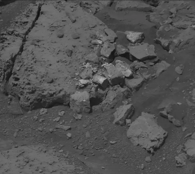 Sol 4281: Mast Camera (Mastcam)