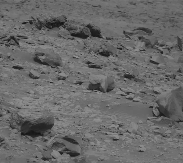 Sol 4287: Mast Camera (Mastcam)