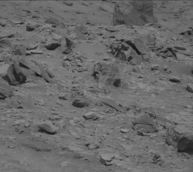 Sol 4287: Mast Camera (Mastcam)