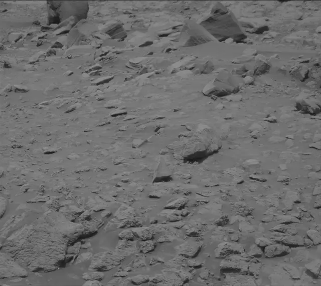 Sol 4287: Mast Camera (Mastcam)