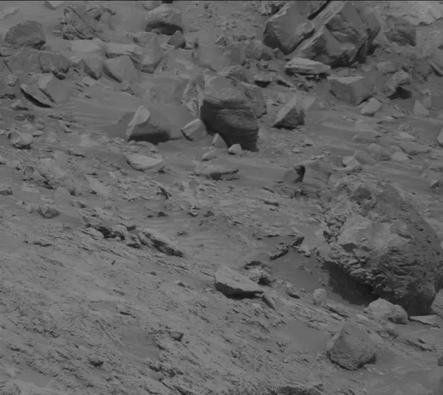 Sol 4287: Mast Camera (Mastcam)