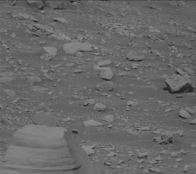Sol 4287: Mast Camera (Mastcam)
