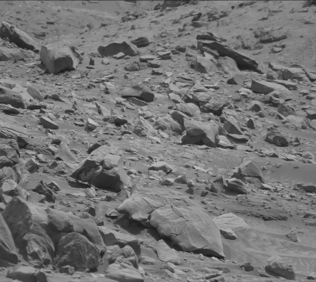 Sol 4289: Mast Camera (Mastcam)