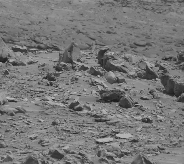 Sol 4289: Mast Camera (Mastcam)
