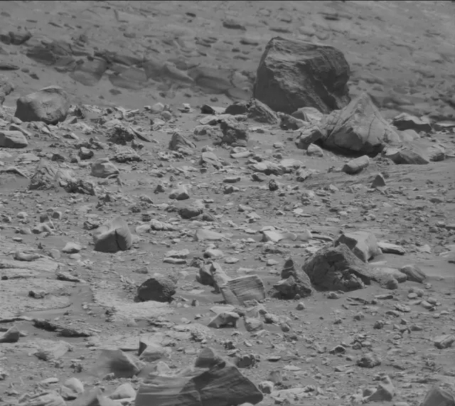 Sol 4289: Mast Camera (Mastcam)