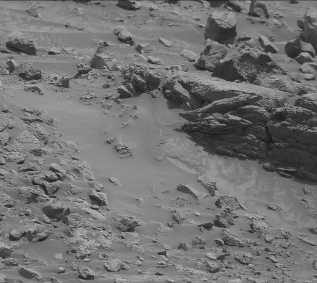 Sol 4289: Mast Camera (Mastcam)