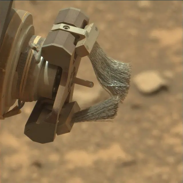 Sol 4289: Mast Camera (Mastcam)