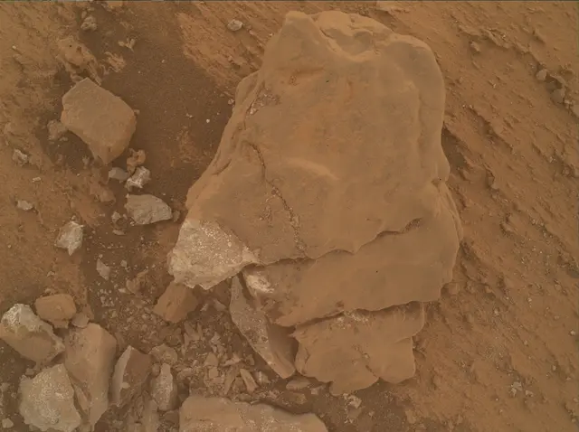 Sol 4289: Mars Hand Lens Imager (MAHLI)