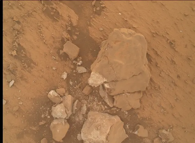 Sol 4289: Mars Hand Lens Imager (MAHLI)