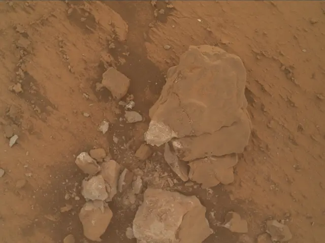 Sol 4289: Mars Hand Lens Imager (MAHLI)