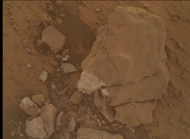 Sol 4289: Mars Hand Lens Imager (MAHLI)