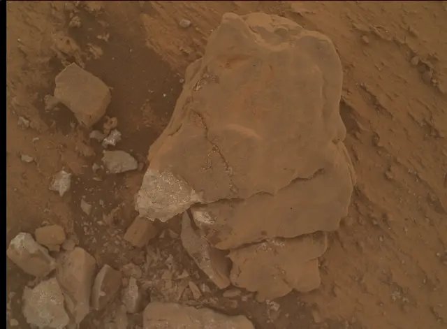 Sol 4289: Mars Hand Lens Imager (MAHLI)