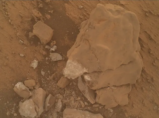 Sol 4289: Mars Hand Lens Imager (MAHLI)