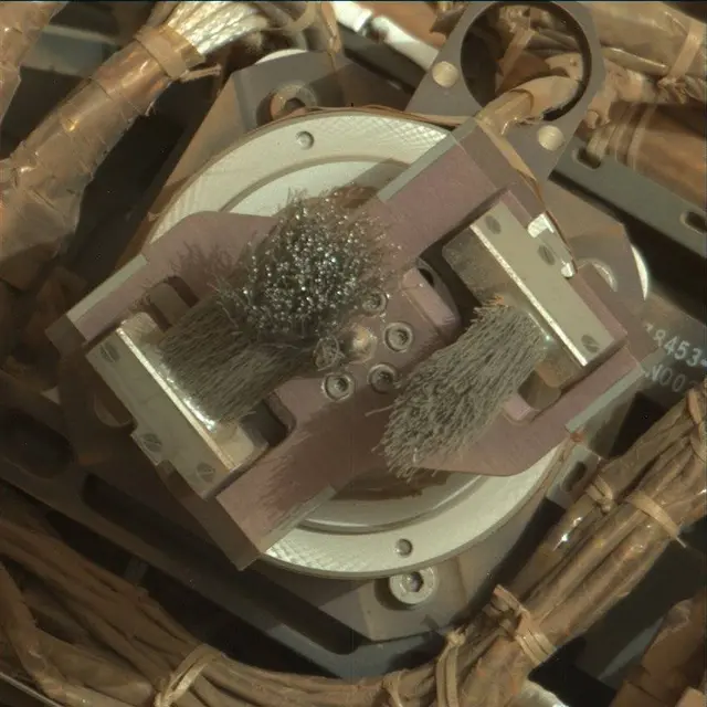 Sol 4291: Mast Camera (Mastcam)