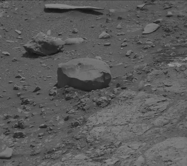 Sol 4292: Mast Camera (Mastcam)