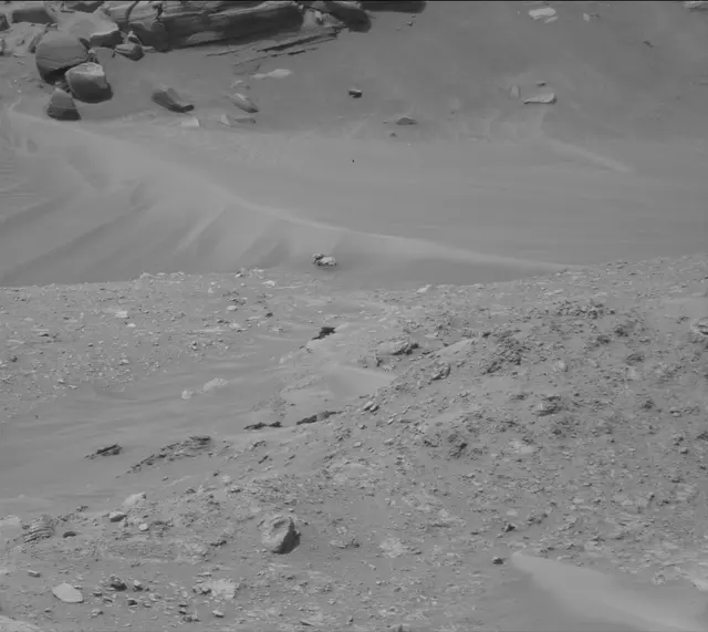 Sol 4292: Mast Camera (Mastcam)