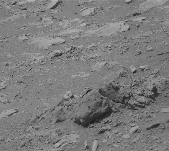 Sol 4292: Mast Camera (Mastcam)