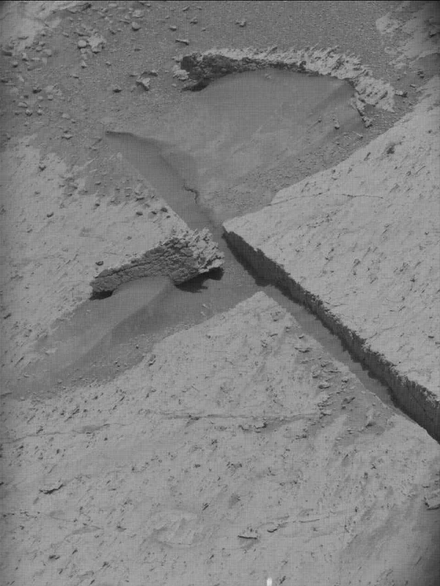 Sol 4293: Mast Camera (Mastcam)