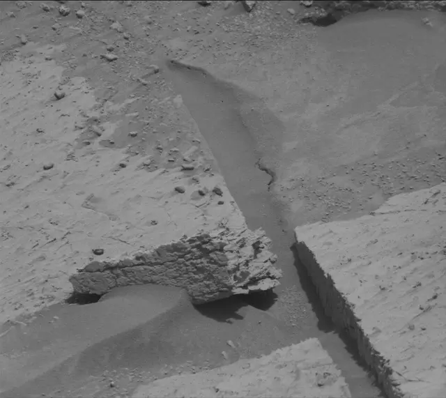 Sol 4293: Mast Camera (Mastcam)