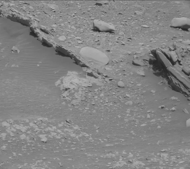 Sol 4293: Mast Camera (Mastcam)
