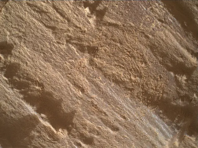Sol 4293: Mars Hand Lens Imager (MAHLI)