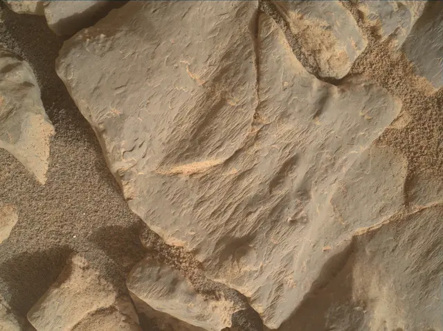 Sol 4295: Mars Hand Lens Imager (MAHLI)